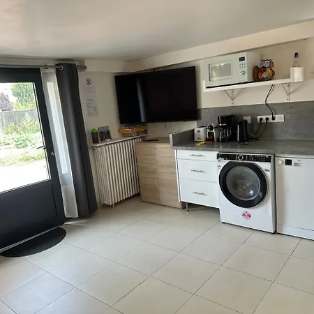 Ferienhaus Hestia- Paris 20 Mn ,lit King Size , Terrasse , Free Parking